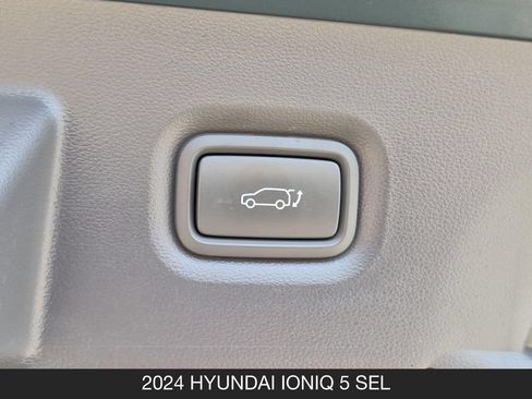 Used 2024 Hyundai Ioniq 5 SEL RWD image 25