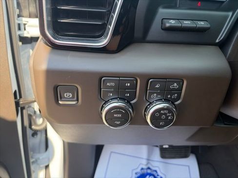 New 2026 GMC Sierra 1500 Denali w/ Denali Reserve Package AWD/4WD image 19
