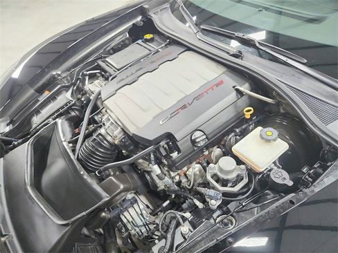 Used 2017 Chevrolet Corvette Stingray Coupe w/ Battery Protection Package image 17