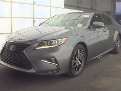 Used 2016 Lexus ES 350 w/ Luxury Package w/Wood Trim