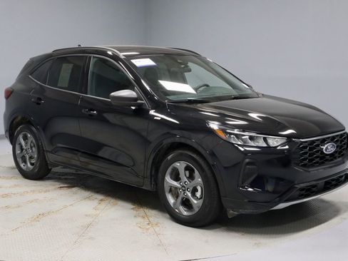 Certified 2023 Ford Escape ST-Line w/ Equipment Group 301A FWD image 1