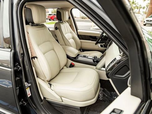 Used 2020 Land Rover Range Rover Long Wheelbase HSE image 28