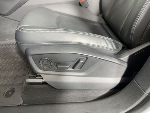 Used 2021 Audi Q8 Premium Plus w/ Premium Plus Package image 11