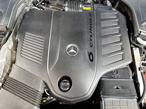 Certified 2022 Mercedes-Benz S 500 4MATIC image 29