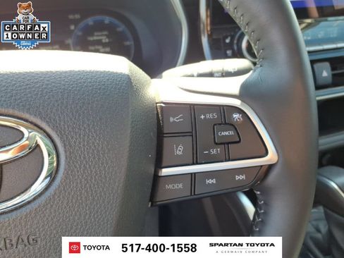 Used 2024 Toyota Highlander Platinum AWD/4WD image 20