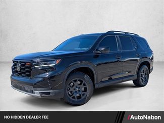 Used 2023 Honda Pilot TrailSport video 1
