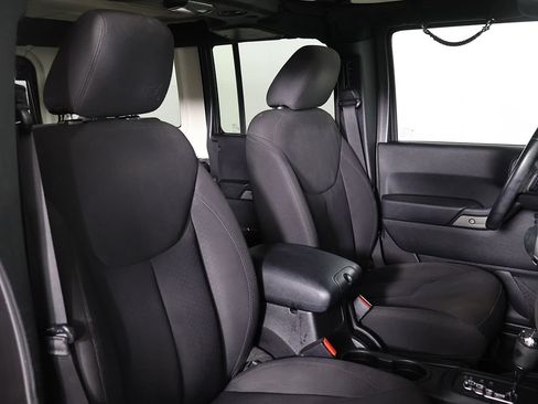 Used 2016 Jeep Wrangler Unlimited Sport w/ Quick Order Package 24S AWD/4WD image 22