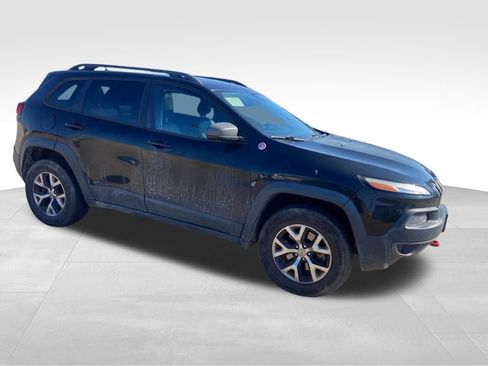 Used 2015 Jeep Cherokee Trailhawk w/ Comfort/Convenience Group image 8