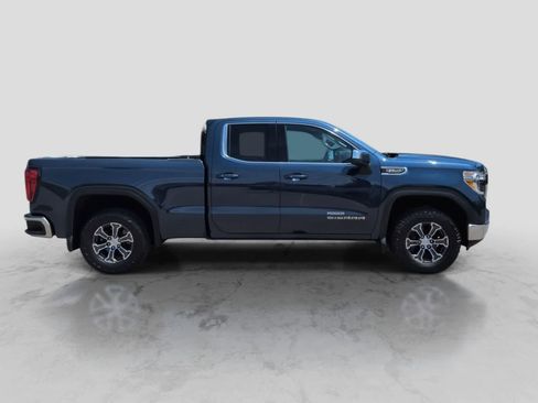 Used 2020 GMC Sierra 1500 SLE w/ X31 Off-Road Package AWD/4WD image 9