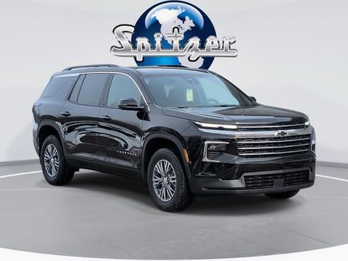 New 2026 Chevrolet Traverse LT w/ Driver Confidence Package FWD image 1