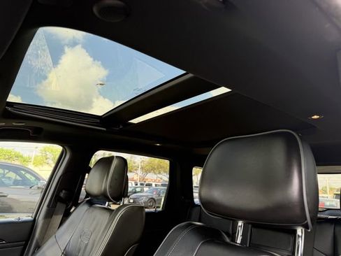 Used 2019 Jeep Grand Cherokee Overland image 19