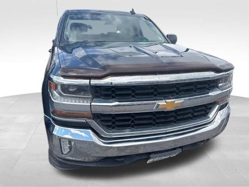 Used 2017 Chevrolet Silverado 1500 LT w/ All Star Edition AWD/4WD image 15