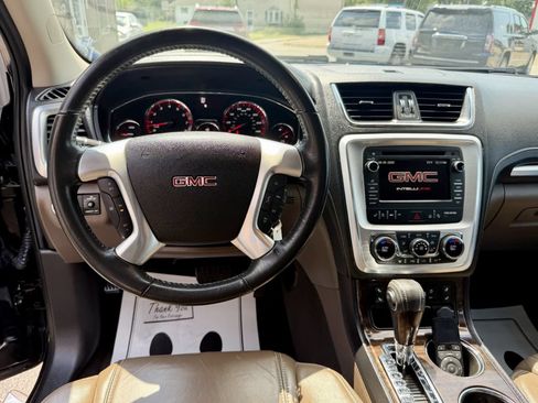 Used 2016 GMC Acadia SLT w/ Premium Edition FWD image 9