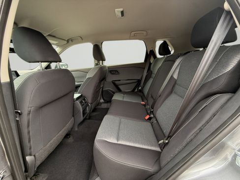 Used 2021 Nissan Rogue S image 8