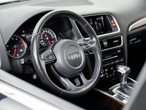 Used 2016 Audi Q5 2.0T Premium Plus w/ Technology Package AWD/4WD image 9