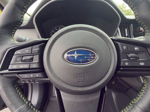 Used 2025 Subaru Outback Onyx Edition image 18