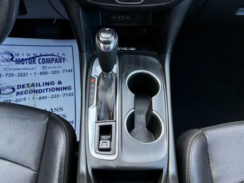 Used 2020 Chevrolet Equinox Premier image 24