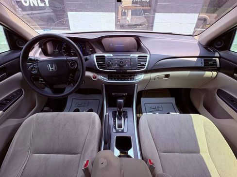 Used 2014 Honda Accord Hybrid Sedan image 24