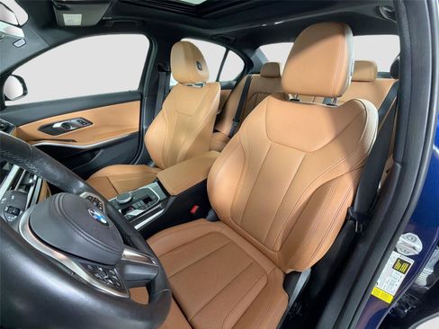 Certified 2023 BMW 330i Sedan w/ M Sport Package RWD image 20