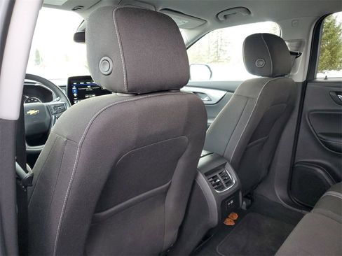 Used 2025 Chevrolet Blazer LT image 29