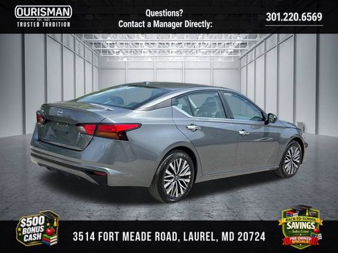 Used 2025 Nissan Altima 2.5 SV FWD image 3