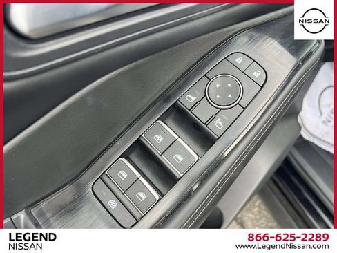 Certified 2023 Nissan Rogue SL AWD/4WD image 18