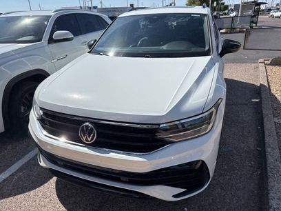 Used 2022 Volkswagen Tiguan SE R-Line