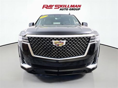 Used 2023 Cadillac Escalade ESV Premium Luxury w/ Performance Package image 2