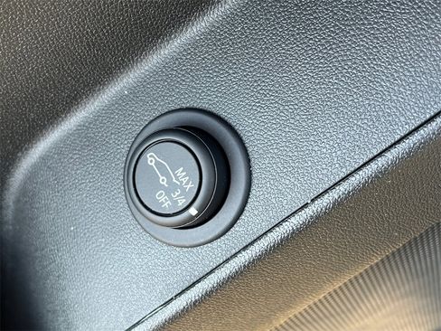 Used 2024 Chevrolet Equinox RS image 13