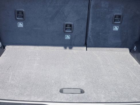 New 2025 Jeep Grand Cherokee Limited image 24