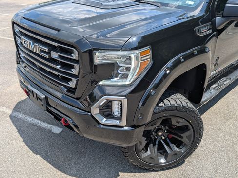 Used 2021 GMC Sierra 1500 AT4 w/ AT4 Premium Package AWD/4WD image 13