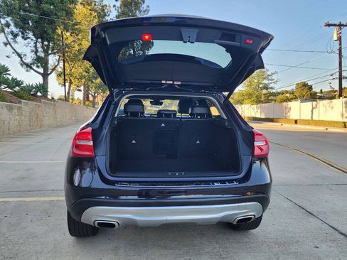 Used 2015 Mercedes-Benz GLA 250 4MATIC image 9