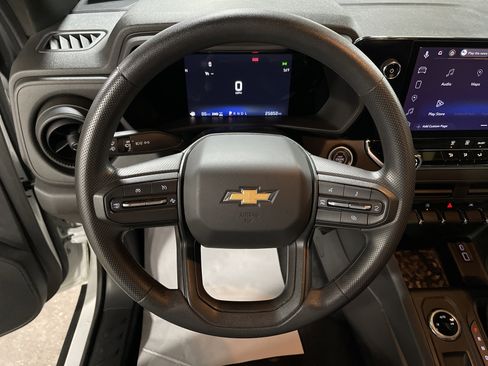 Used 2023 Chevrolet Colorado W/T w/ WT Convenience Package II image 17