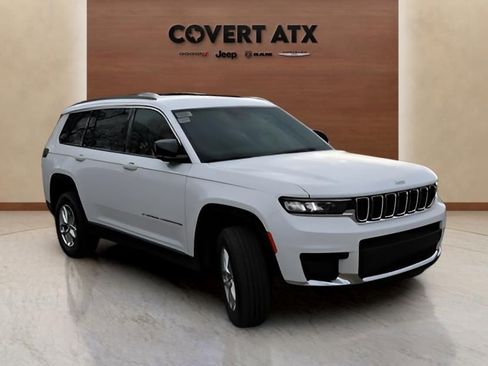 New 2025 Jeep Grand Cherokee L Laredo image 7