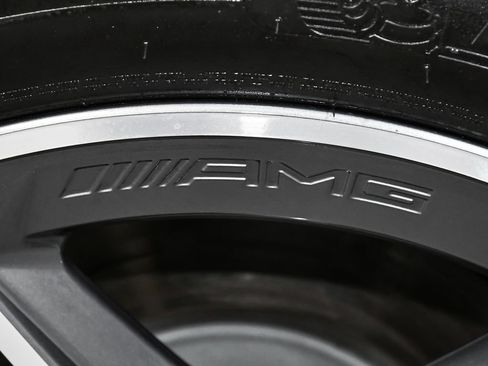 Used 2023 Mercedes-Benz GLS 580 4MATIC image 99