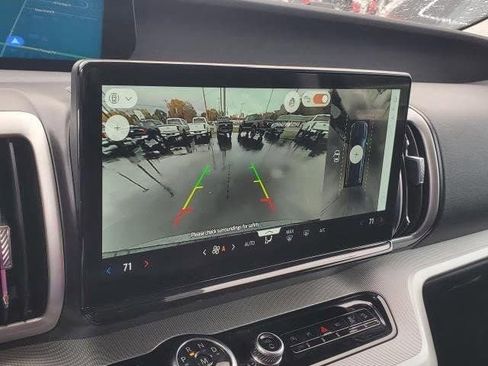 New 2025 Ford Expedition Active image 26