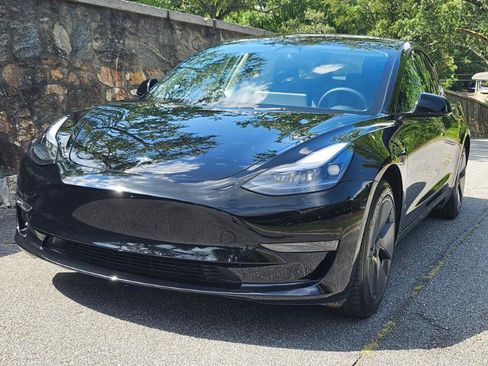 Used 2023 Tesla Model 3 Standard Range RWD image 13