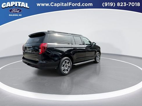 Certified 2025 Ford Expedition Max Active AWD/4WD image 8