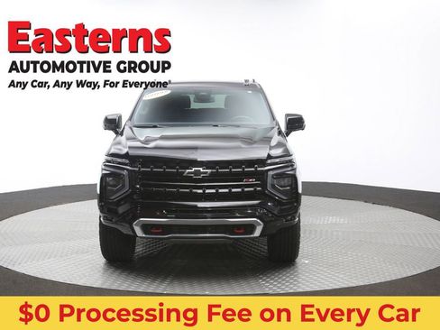 Used 2025 Chevrolet Suburban Z71 AWD/4WD image 55
