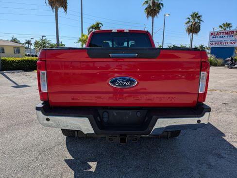 Used 2019 Ford F250 Lariat w/ Chrome Package AWD/4WD image 5
