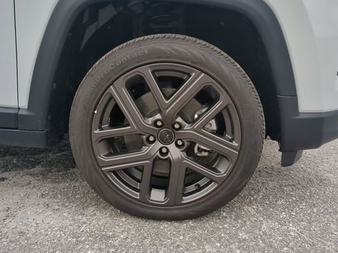 New 2026 Jeep Compass Latitude AWD/4WD image 9