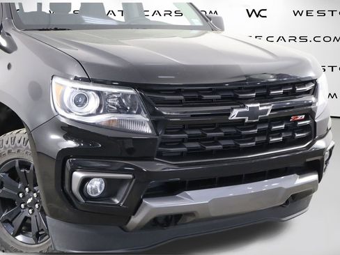 Used 2022 Chevrolet Colorado Z71 w/ Z71 Midnight Edition AWD/4WD image 44