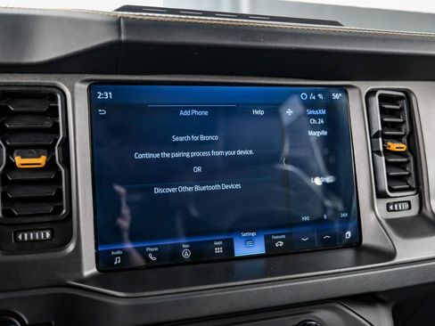 Used 2024 Ford Bronco Badlands image 44