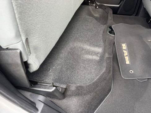 Used 2017 RAM 1500 Express image 41