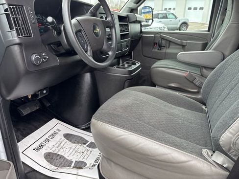 Used 2024 Chevrolet Express 2500 w/ Driver Convenience Package image 14
