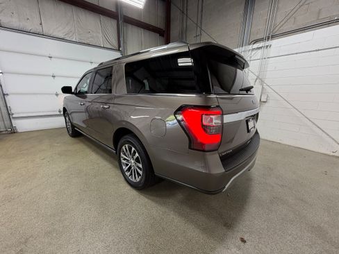 Used 2018 Ford Expedition Max Limited AWD/4WD image 8