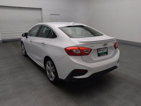 Used 2017 Chevrolet Cruze Premier FWD image 5