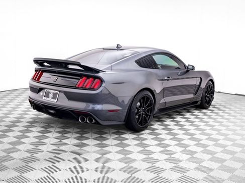Used 2020 Ford Mustang Shelby GT350 w/ Technology Package RWD image 7