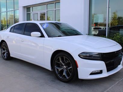 Used 2017 Dodge Charger SXT w/ Rallye Group
