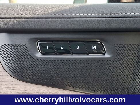 New 2026 Volvo XC90 B6 Plus w/ Protection Package Premier image 14